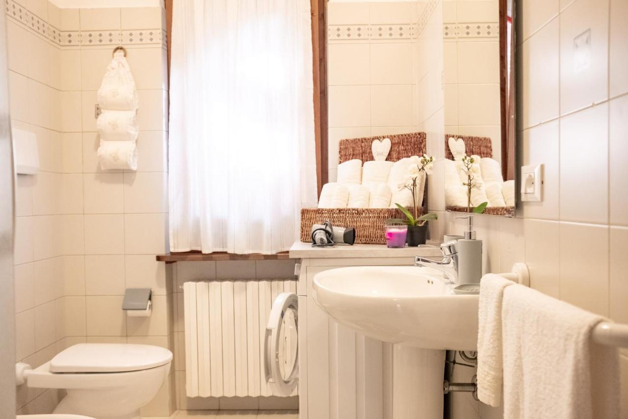 Casa Dolce Casa Desenzano - 2 Passi Dal Lago Apartment Desenzano del Garda Ngoại thất bức ảnh