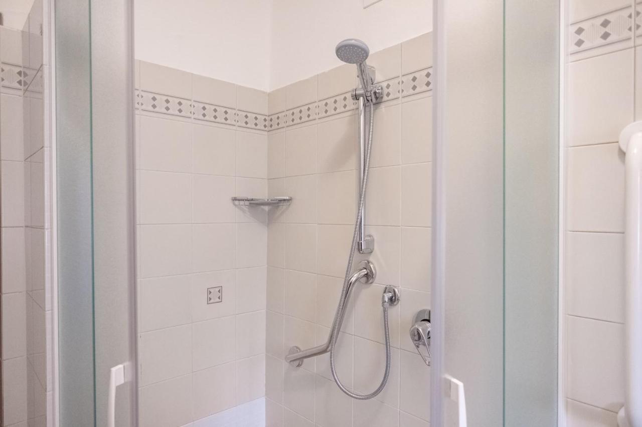 Casa Dolce Casa Desenzano - 2 Passi Dal Lago Apartment Desenzano del Garda Ngoại thất bức ảnh