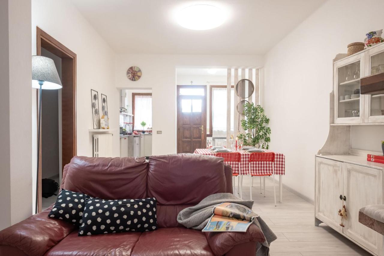 Casa Dolce Casa Desenzano - 2 Passi Dal Lago Apartment Desenzano del Garda Ngoại thất bức ảnh